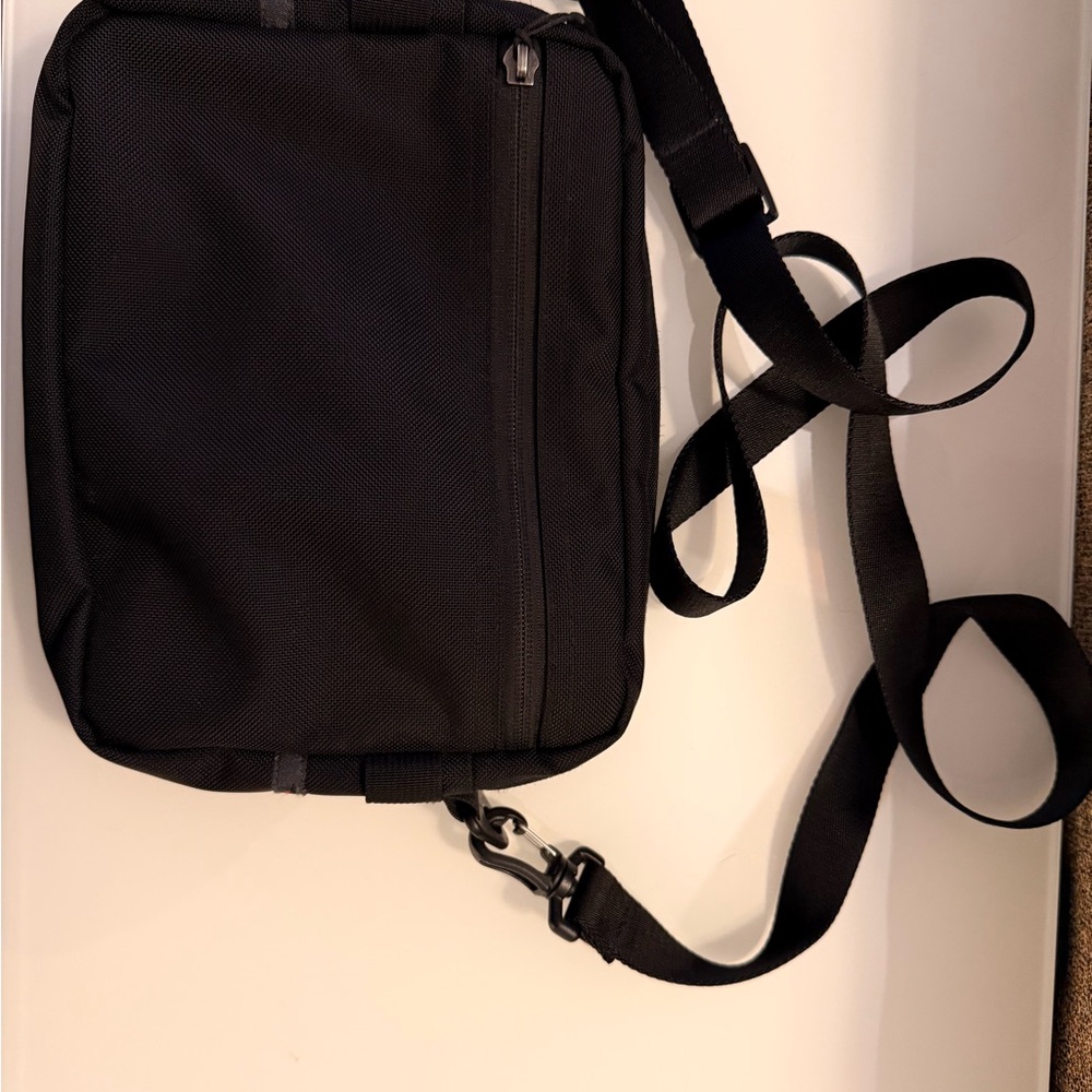 Tim Bihn Side Hustle Crossbody
